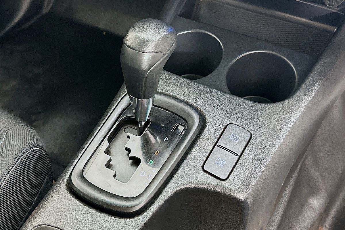 2021 Toyota HILUX SR (4x4) GUN126R FACELIFT