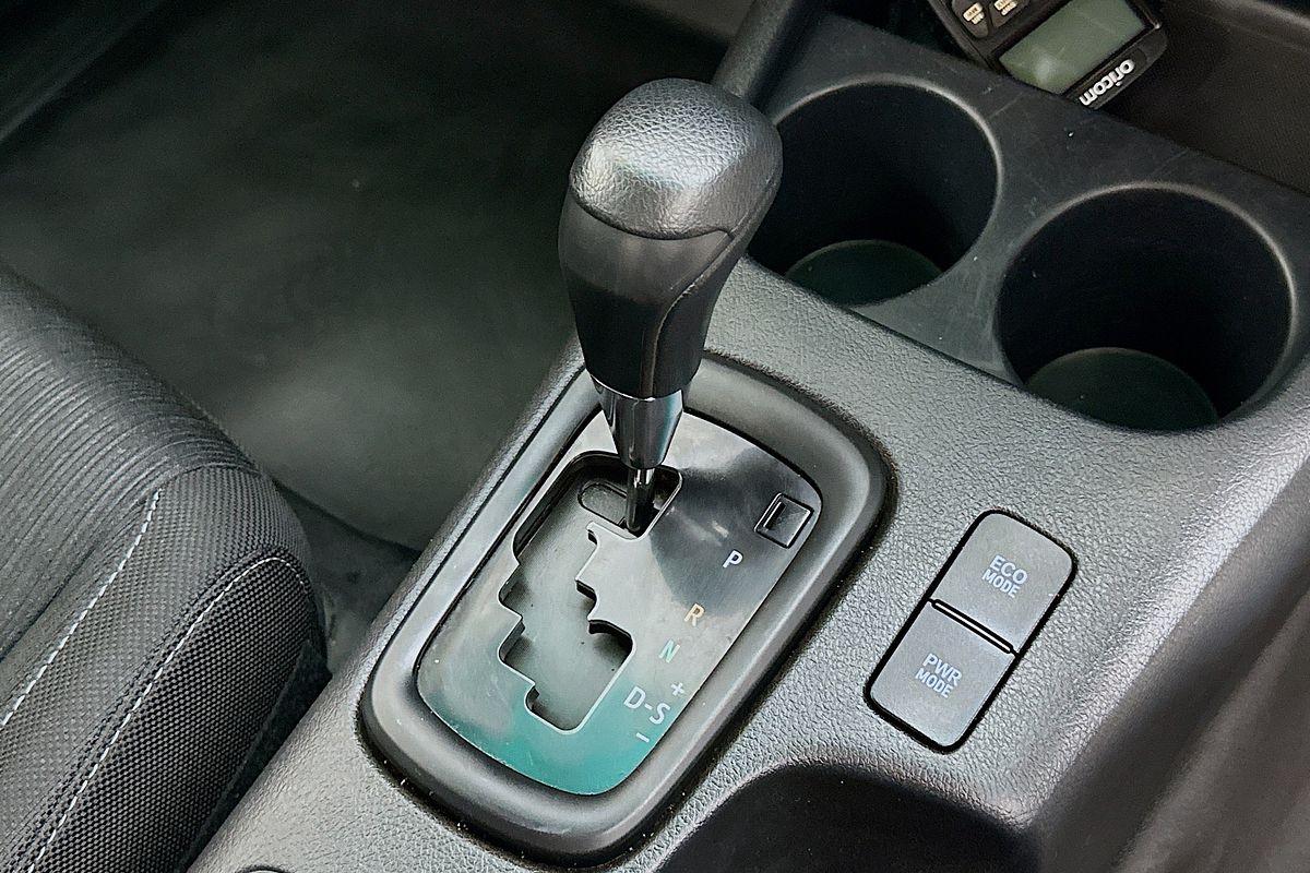 2021 Toyota Hilux SR (4x4) GUN126R FACELIFT 4X4
