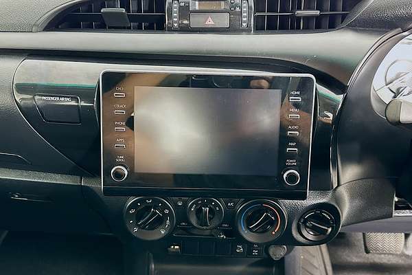 2021 Toyota HILUX SR (4x4) GUN126R FACELIFT 4X4
