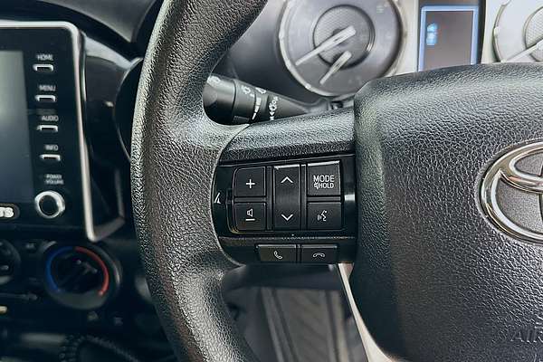 2022 Toyota HILUX SR (4x4) GUN126R 4X4