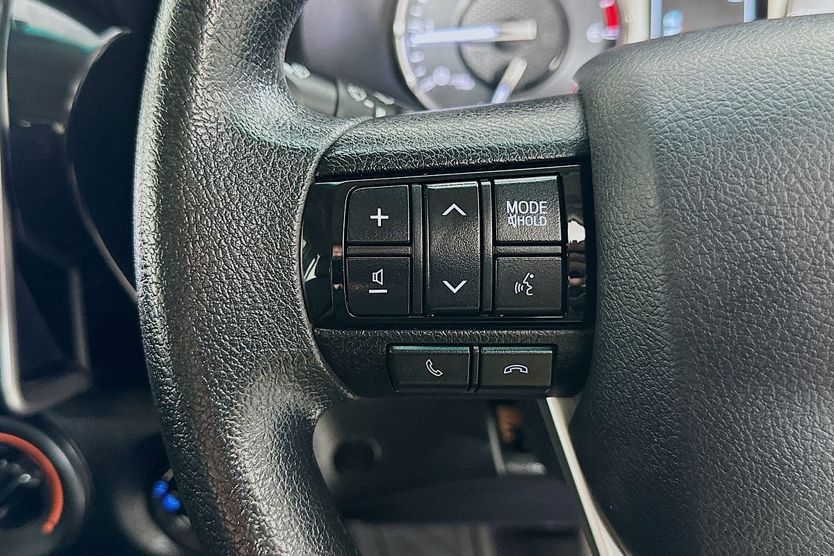 2021 Toyota Hilux SR GUN126R 4X4