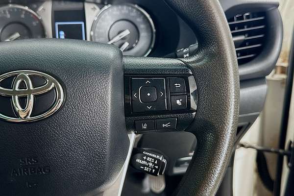 2021 Toyota HILUX SR (4x4) GUN126R FACELIFT