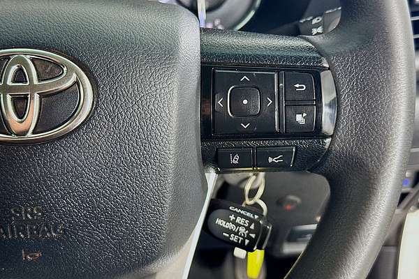 2022 Toyota HILUX SR (4x4) GUN126R 4X4