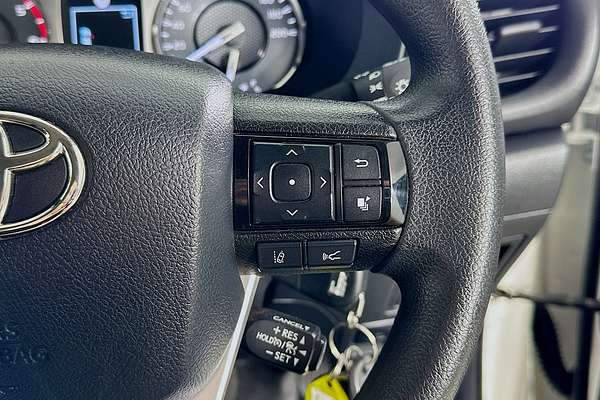 2024 Toyota HILUX SR (4x4) GUN126R 4X4