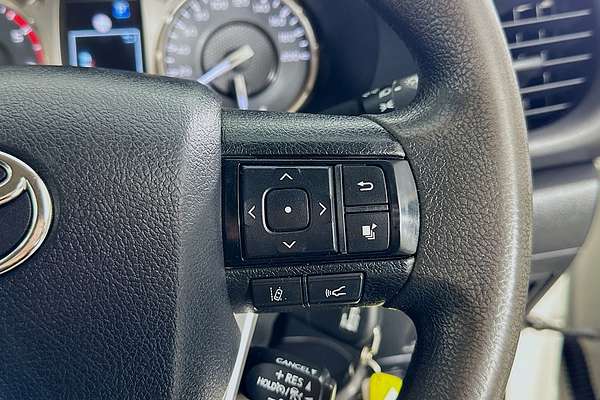 2021 Toyota HILUX SR (4x4) GUN126R FACELIFT 4X4