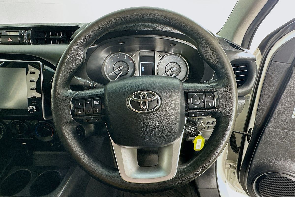 2021 Toyota HILUX SR (4x4) GUN126R 4X4