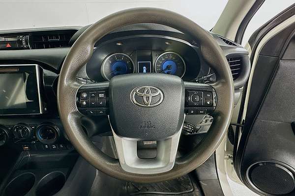 2019 Toyota HILUX SR (4x4) GUN126R MY19 UPGRADE 4X4