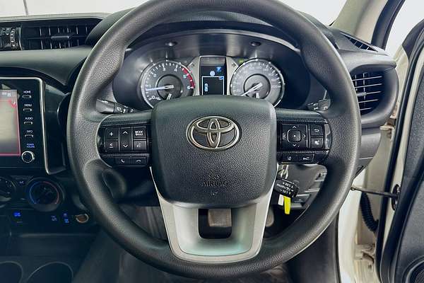2022 Toyota HILUX SR (4x4) GUN126R 4X4