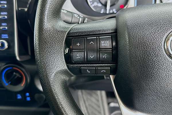 2022 Toyota HILUX SR (4x4) GUN126R 4X4