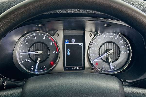 2021 Toyota HILUX SR (4x4) GUN126R FACELIFT