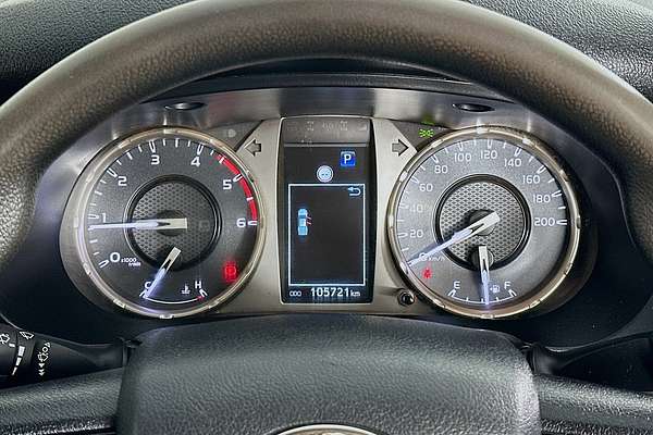 2021 Toyota HILUX SR (4x4) GUN126R FACELIFT 4X4