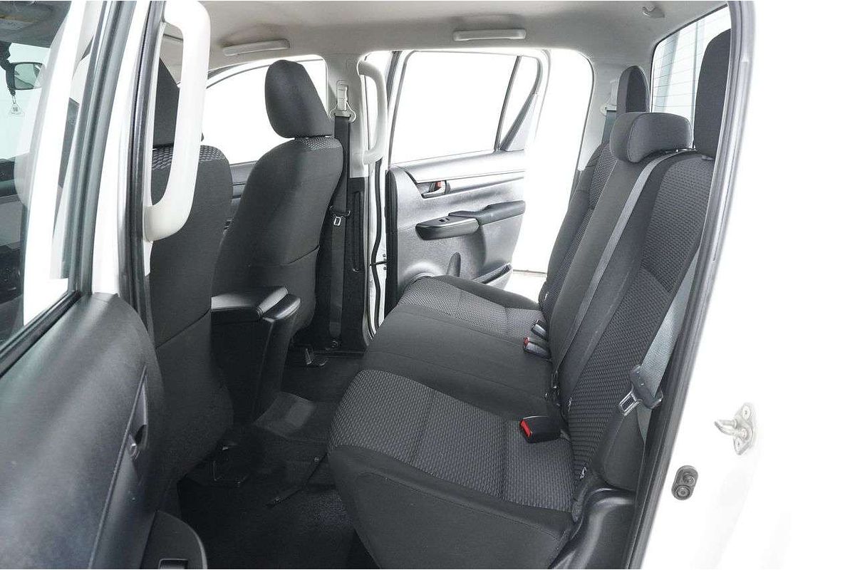 2021 Toyota HILUX WORKMATE (4x4) GUN125R FACELIFT 4X4