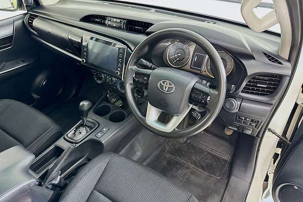 2021 Toyota Hilux SR (4x4) GUN126R FACELIFT 4X4