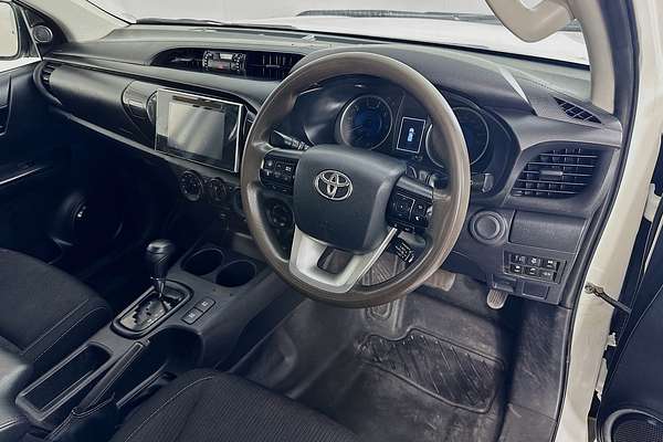 2019 Toyota HILUX SR (4x4) GUN126R MY19 UPGRADE 4X4
