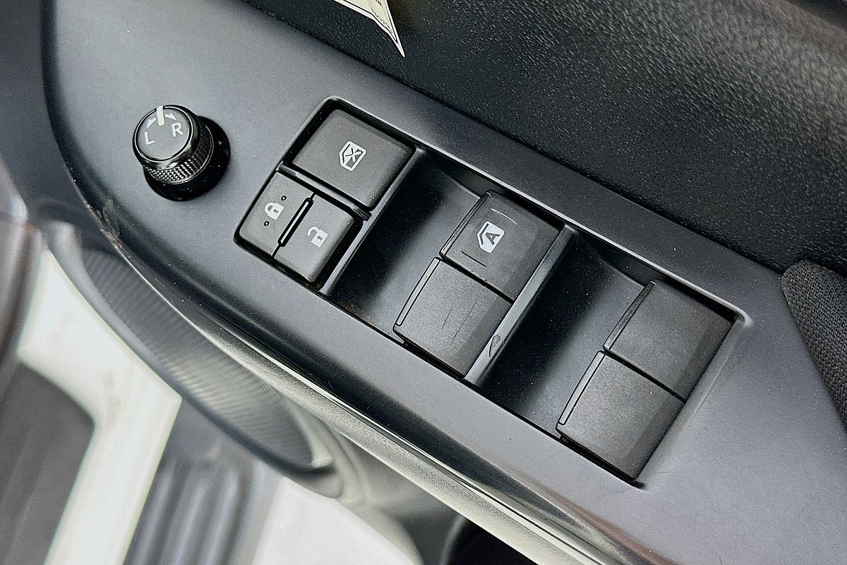 2021 Toyota Hilux SR GUN126R 4X4