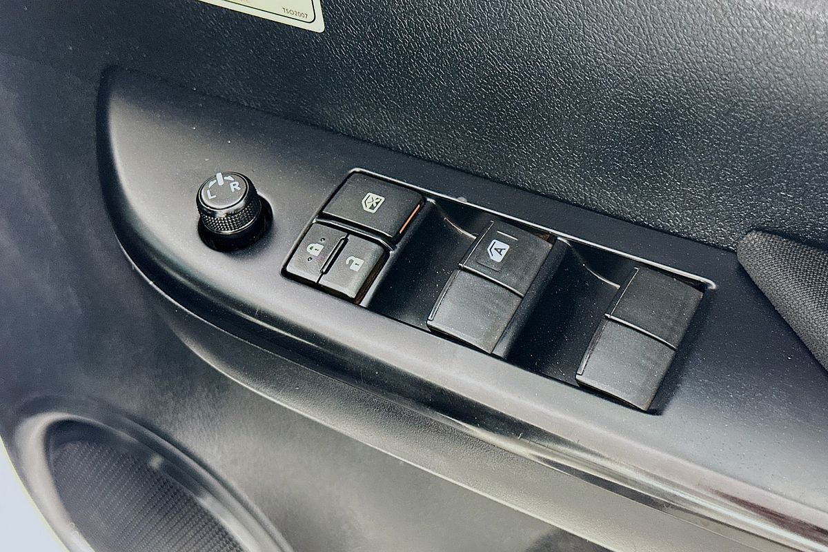 2021 Toyota Hilux SR GUN126R 4X4