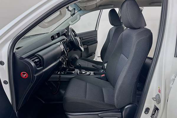 2018 Toyota Hilux Workmate GUN125R 4X4