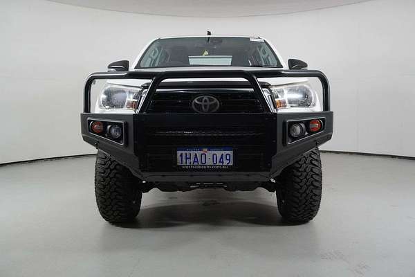 2020 Toyota HILUX SR (4x4) GUN126R MY19 UPGRADE 4X4