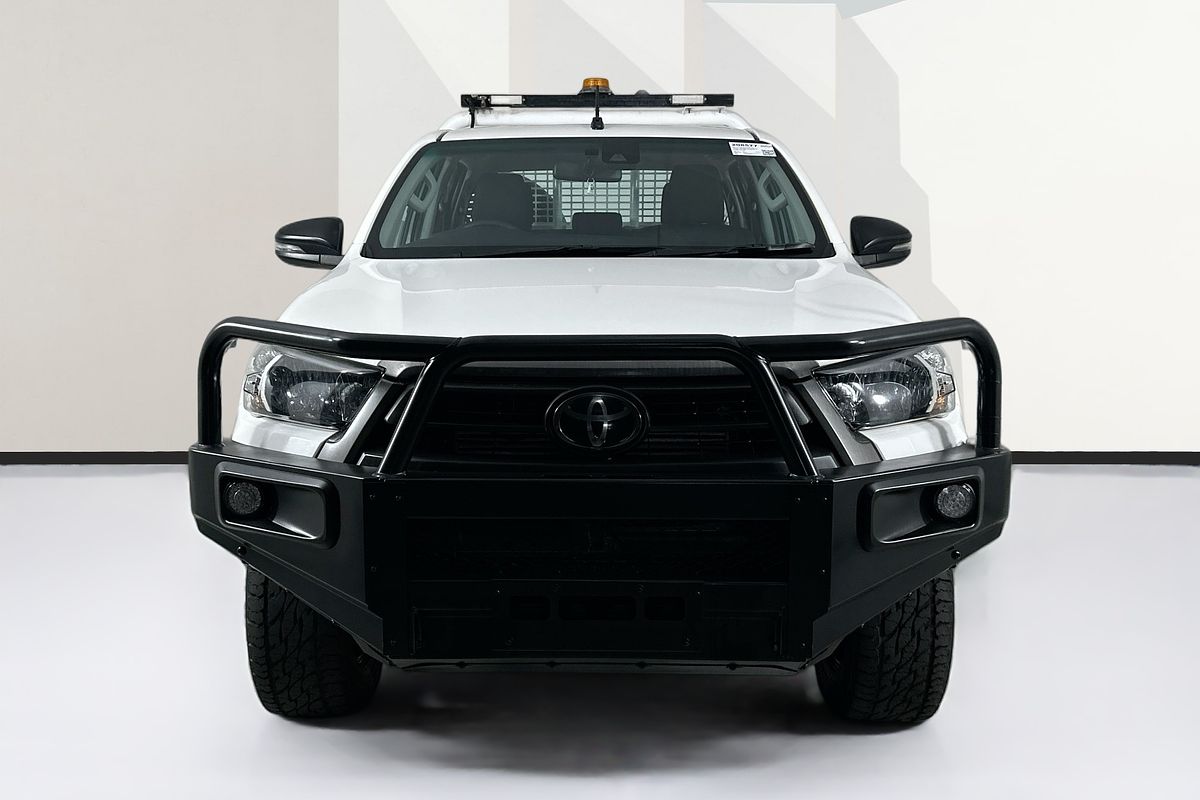 2021 Toyota HILUX SR (4x4) GUN126R FACELIFT