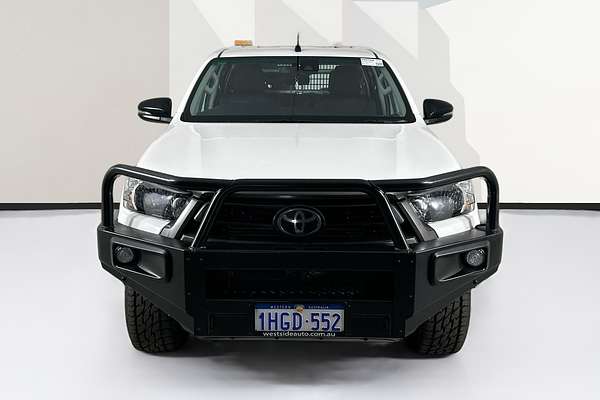 2020 Toyota HILUX SR (4x4) GUN126R FACELIFT 4X4