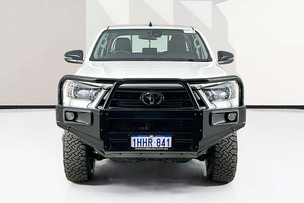 2021 Toyota HILUX SR (4x4) GUN126R FACELIFT 4X4