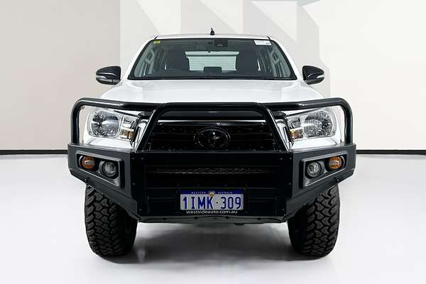 2020 Toyota HILUX SR (4x4) GUN126R MY19 UPGRADE 4X4