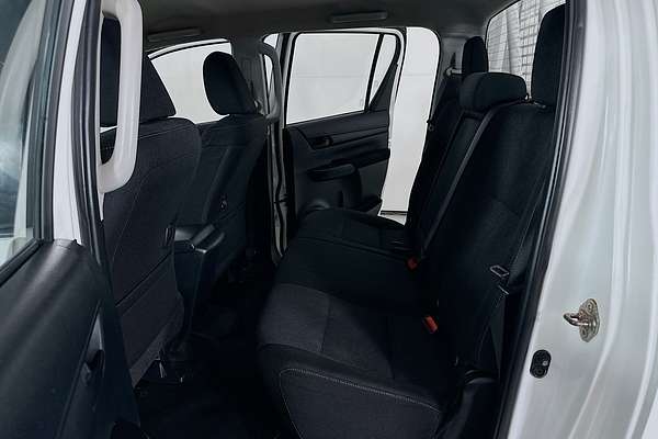 2019 Toyota HILUX SR (4x4) GUN126R MY19 UPGRADE 4X4
