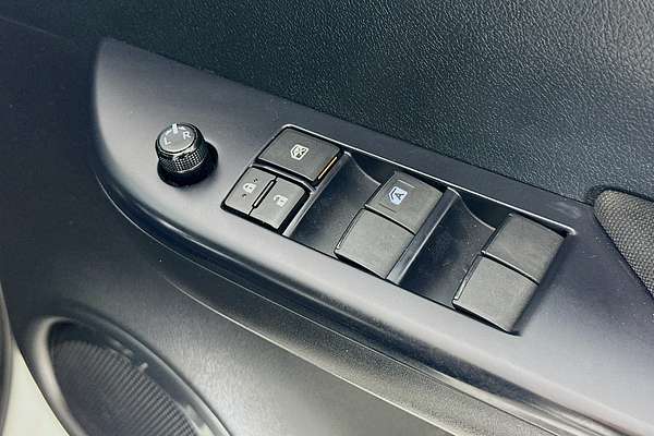 2022 Toyota HILUX SR (4x4) GUN126R 4X4