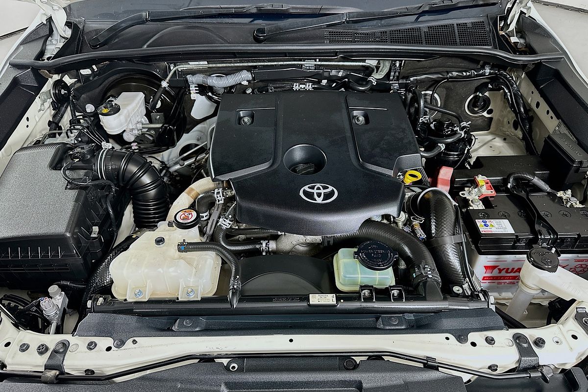 2021 Toyota HILUX SR (4x4) GUN126R 4X4