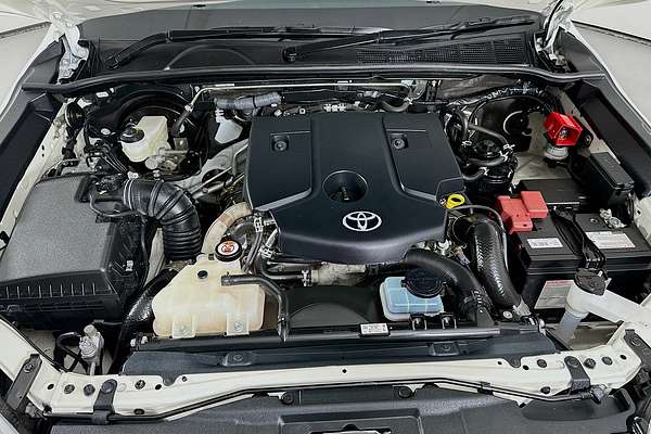 2024 Toyota HILUX SR (4x4) GUN126R 4X4