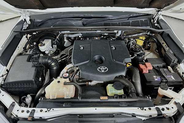 2020 Toyota HILUX SR (4x4) GUN126R MY19 UPGRADE 4X4