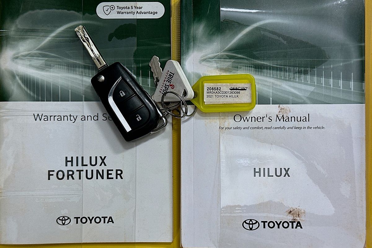 2021 Toyota Hilux SR (4x4) GUN126R FACELIFT 4X4