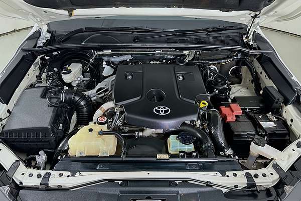 2023 Toyota HILUX SR (4x4) GUN126R 4X4