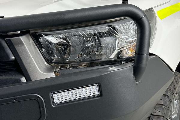 2024 Toyota HILUX SR (4x4) GUN126R 4X4