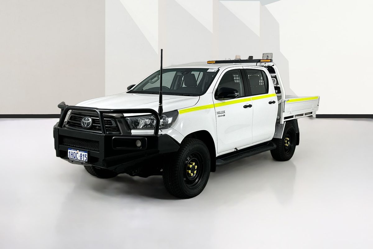 2022 Toyota HILUX SR (4x4) STEEL WHEELS GUN126R 4X4