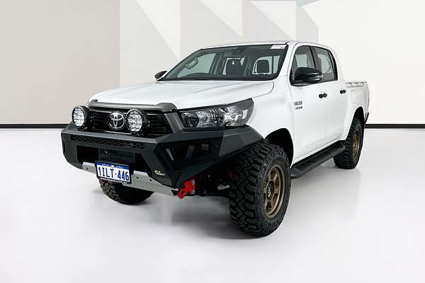 2022 Toyota HILUX SR (4x4) GUN126R 4X4