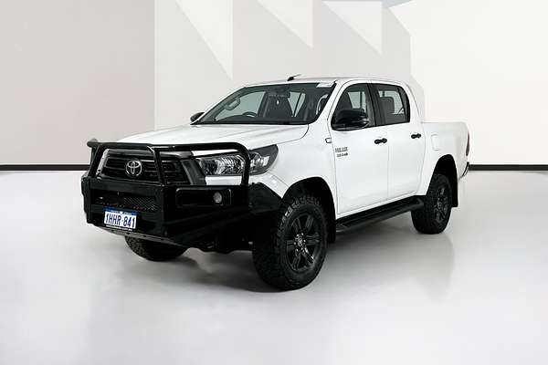 2021 Toyota HILUX SR (4x4) GUN126R FACELIFT 4X4