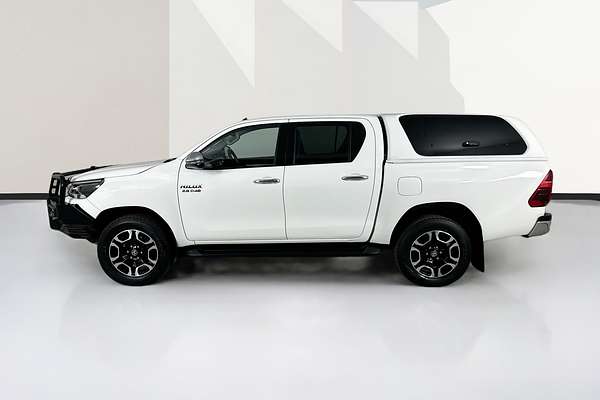 2021 Toyota HILUX SR5 (4x4) GUN126R 4X4