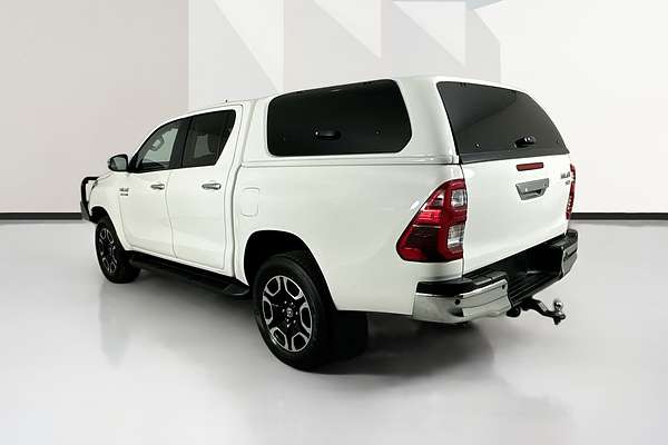 2021 Toyota HILUX SR5 (4x4) GUN126R 4X4