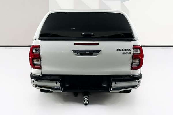 2021 Toyota HILUX SR5 (4x4) GUN126R 4X4
