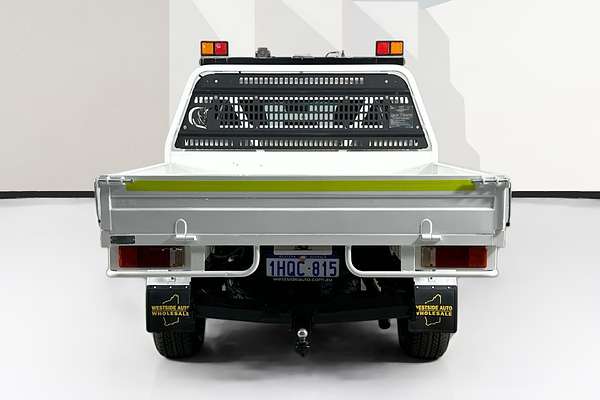 2022 Toyota HILUX SR (4x4) STEEL WHEELS GUN126R 4X4