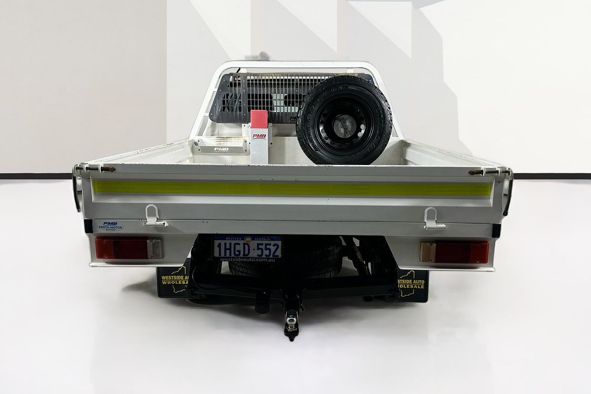 2020 Toyota HILUX SR (4x4) GUN126R FACELIFT 4X4