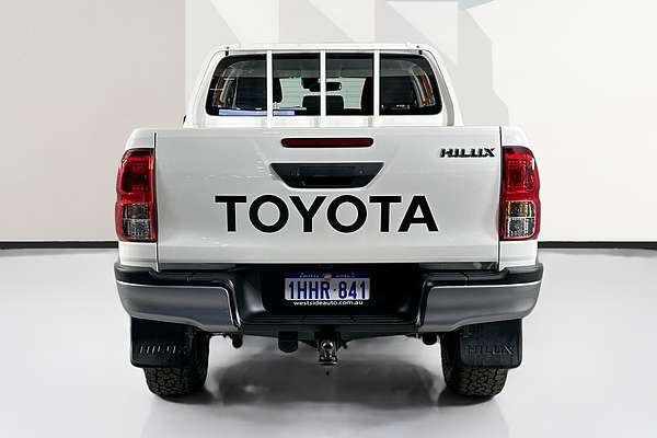 2021 Toyota HILUX SR (4x4) GUN126R FACELIFT 4X4