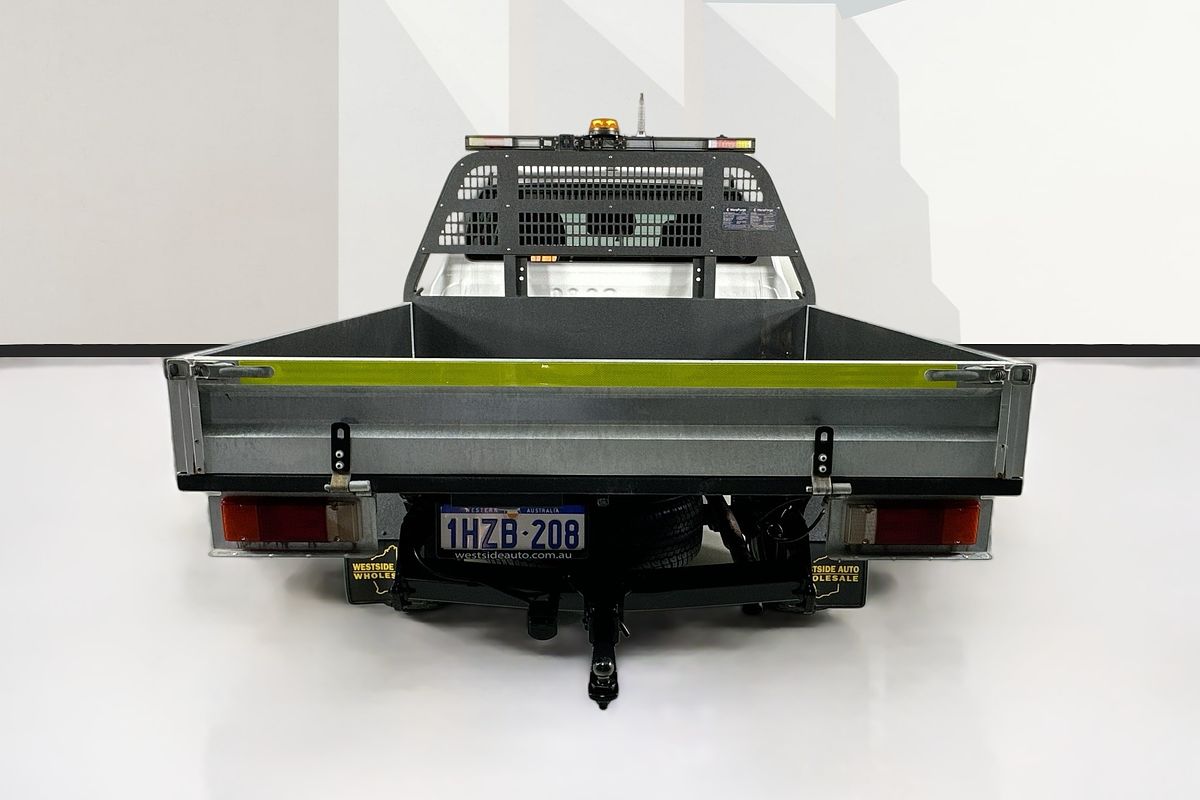 Vehicle photo 7