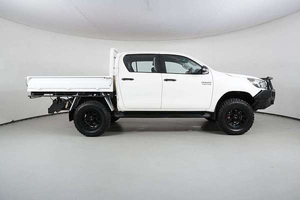 2020 Toyota HILUX SR (4x4) GUN126R MY19 UPGRADE 4X4