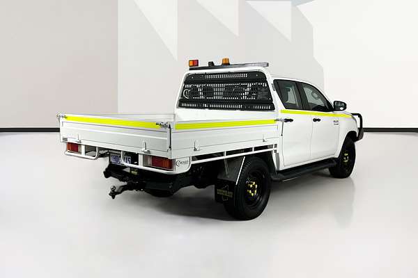 2022 Toyota HILUX SR (4x4) STEEL WHEELS GUN126R 4X4