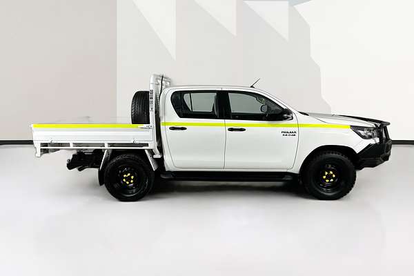 2021 Toyota Hilux SR (4x4) GUN126R FACELIFT 4X4