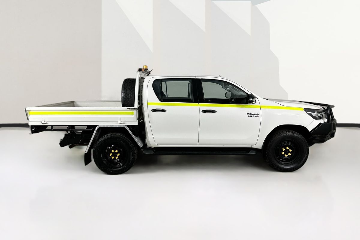 2020 Toyota HILUX SR (4x4) GUN126R FACELIFT 4X4