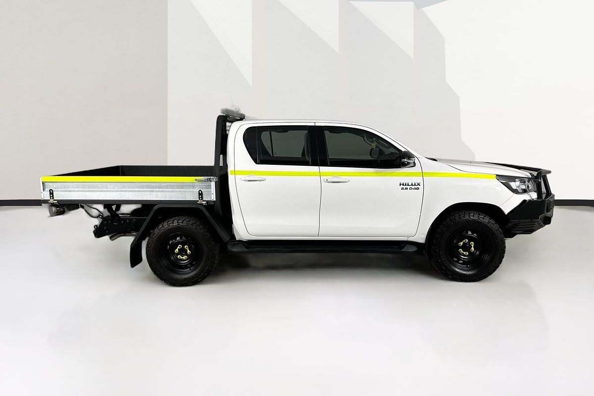 Vehicle photo 9