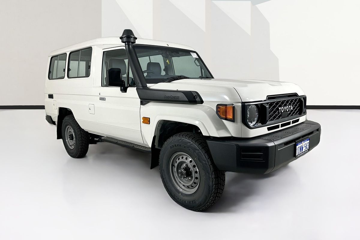 2024 Toyota LANDCRUISER 70 SERIES LC78 WORKMATE (2 SEATS)